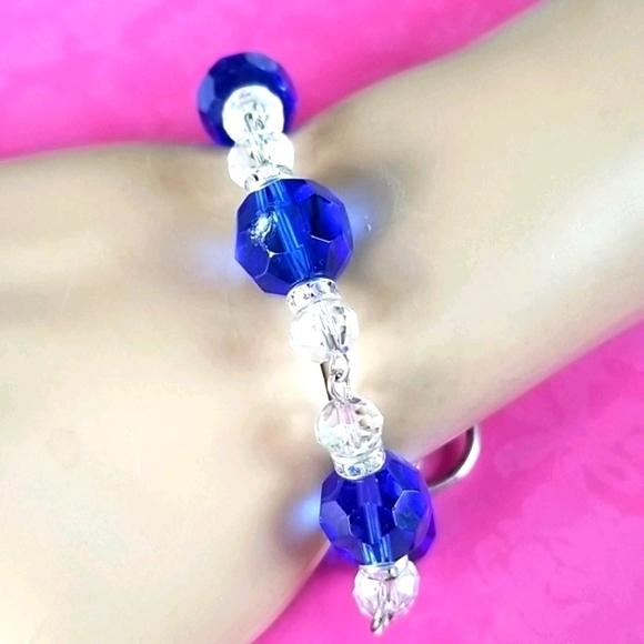 Hand Crafted Vintage Sapphire Crystal Rhinestone Bead Bracelet - Picture 11 of 16